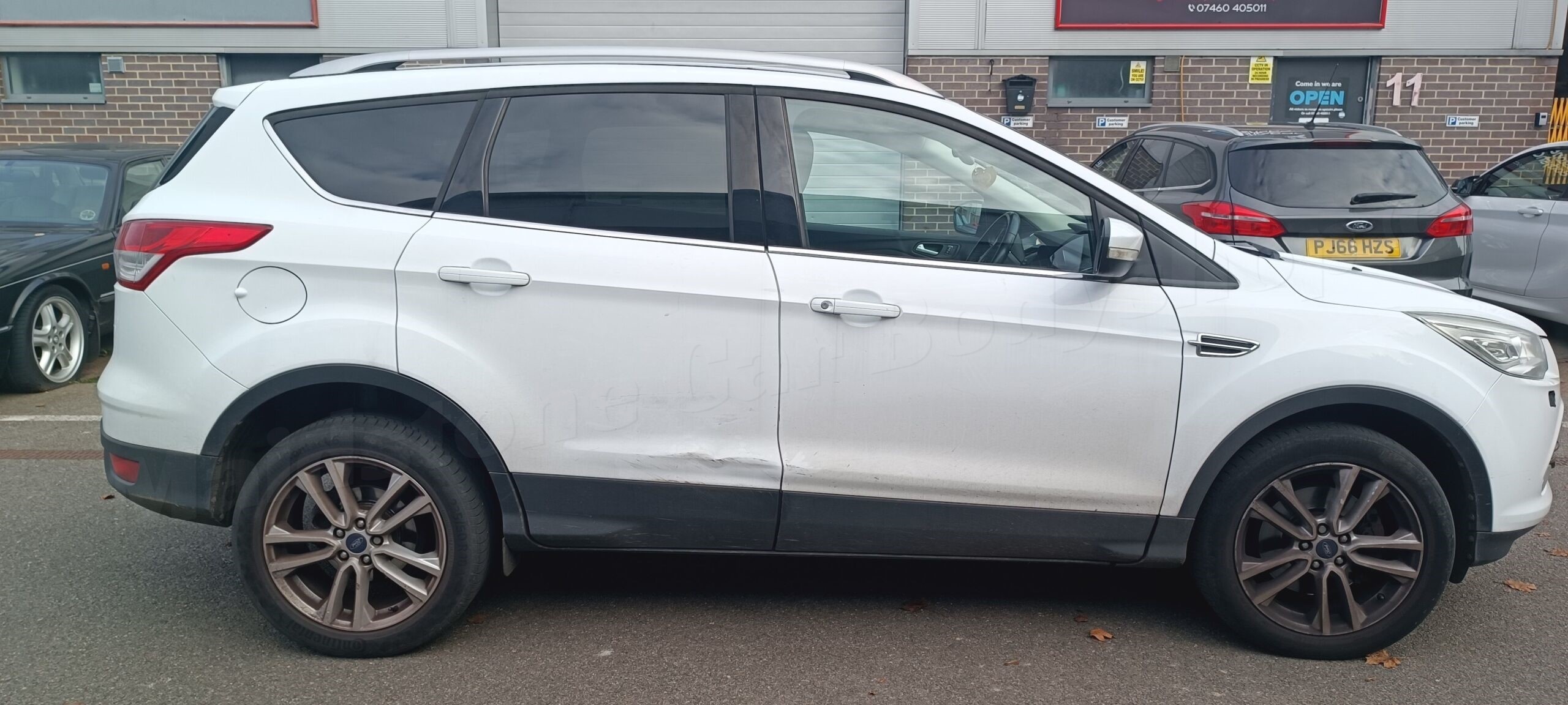 FORD KUGA ACCIDENT DAMAGE REPAIRS MAIDSTONE CAR BODYSHOP wm
